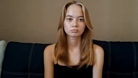 Snapshot of dustidickirson chatting on 10-04-25, 11:08 Alisa online show from 10-04-25, 11:08