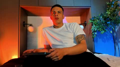 Dustin Sonne online show from 01-18-26, 03:43