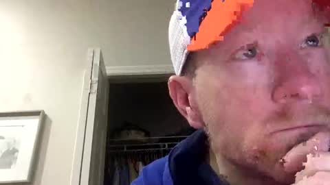 Snapshot of dustinthesweettalker chatting on 02-04-25, 02:39 Dustinthesweettalker online show from 02-04-25, 02:39