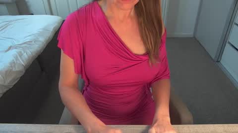 Ambertje040 online show from 11-11-25, 08:47