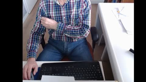 dutchpornking2 online show from 02-03-25, 08:02