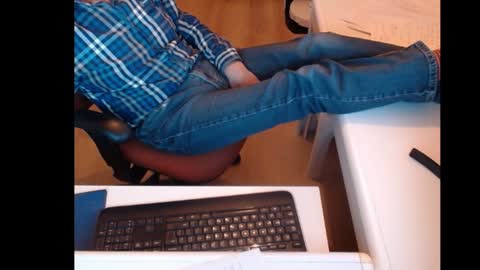 dutchpornking2 online show from 02-07-25, 07:27