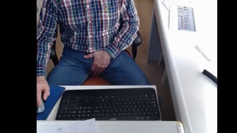 dutchpornking2 online show from 03-05-25, 11:06