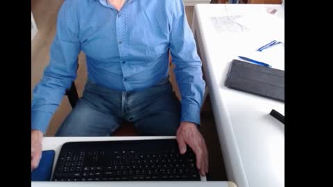 dutchpornking2 online show from 10-28-25, 07:45