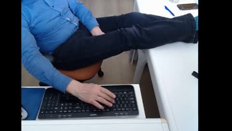 dutchpornking2 online show from 04-01-26, 02:36