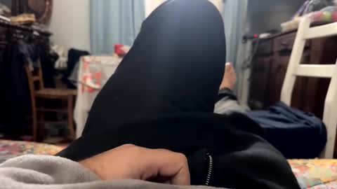 Snapshot of dv0075 chatting on 11-18-25, 12:20 dv0075 online show from 11-18-25, 12:20