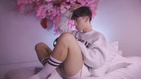 Dwayne xx online show from 12-24-24, 09:22