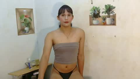 Snapshot of dy_namite chatting on 07-21-26, 05:26 dy_namite online show from 07-21-26, 05:26