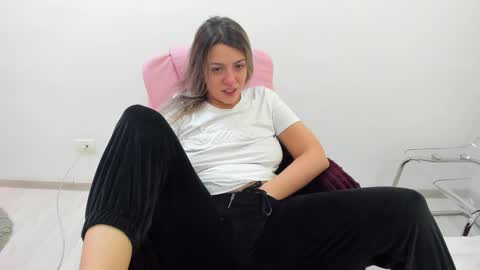 dayana online show from 12-23-24, 02:45