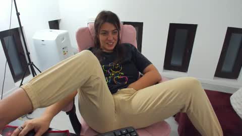 dayana online show from 10-02-25, 04:19