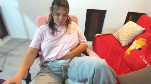 dayana online show from 12-21-25, 03:46