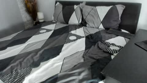 Dyanne online show from 01-15-25, 07:01