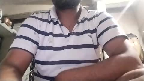 Snapshot of dyccc chatting on 03-02-26, 08:37 Rockhandsome online show from 03-02-26, 08:37