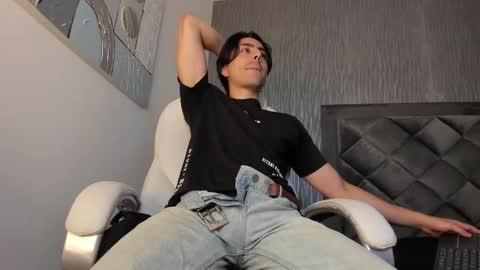 Dylan online show from 09-26-25, 11:14