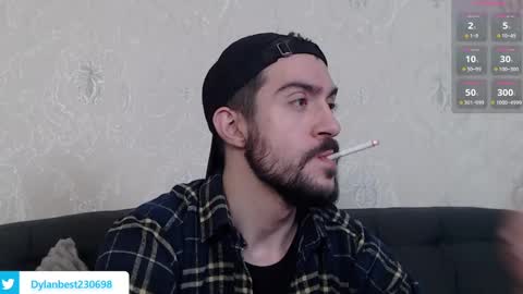 Snapshot of dylan_starxx chatting on 12-02-24, 12:09 Dylan online show from 12-02-24, 12:09