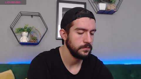 Snapshot of dylan_starxx chatting on 12-15-24, 07:35 Dylan online show from 12-15-24, 07:35