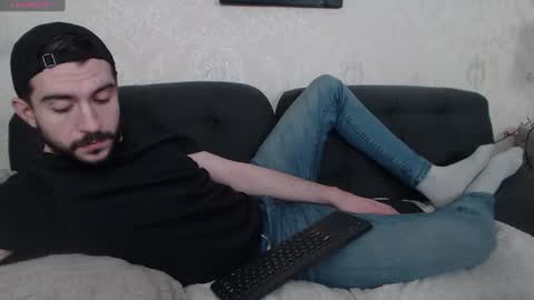 Snapshot of dylan_starxx chatting on 01-10-25, 11:50 Dylan online show from 01-10-25, 11:50