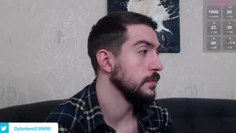 Snapshot of dylan_starxx chatting on 01-17-25, 12:20 Dylan online show from 01-17-25, 12:20