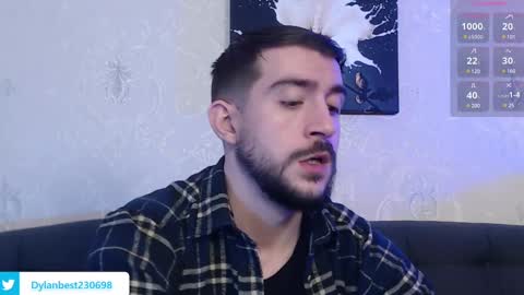 Snapshot of dylan_starxx chatting on 02-04-25, 01:56 Dylan online show from 02-04-25, 01:56