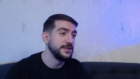 Snapshot of dylan_starxx chatting on 02-05-25, 06:13 Dylan online show from 02-05-25, 06:13