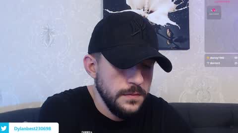 Snapshot of dylan_starxx chatting on 02-12-25, 02:56 Dylan online show from 02-12-25, 02:56