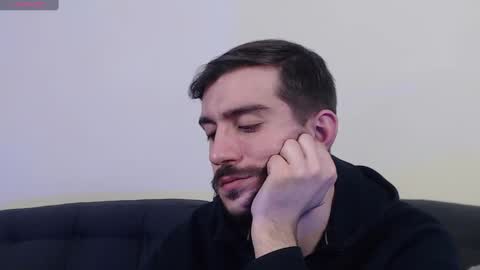 Snapshot of dylan_starxx chatting on 02-20-25, 02:07 Dylan online show from 02-20-25, 02:07