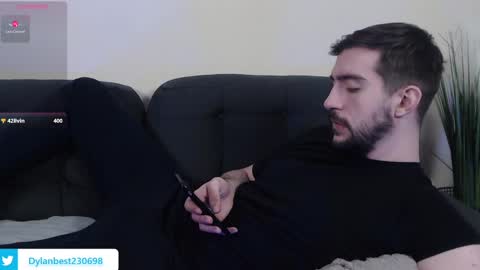 Snapshot of dylan_starxx chatting on 02-20-25, 10:05 Dylan online show from 02-20-25, 10:05