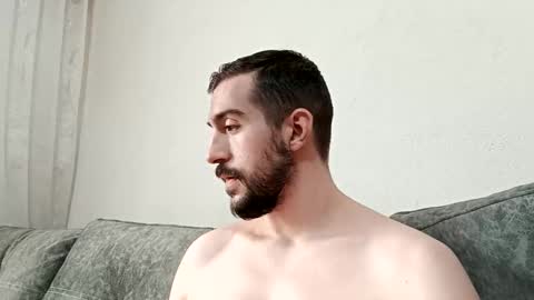 Snapshot of dylan_starxx chatting on 09-19-25, 06:26 Dylan online show from 09-19-25, 06:26