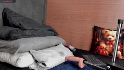 dylan_wolf98 online show from 11-22-25, 10:09