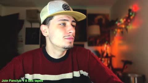 Dylan Daniel 7.8 online show from 02-06-25, 09:28