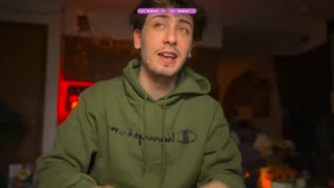 Dylan Daniel 7.8 online show from 09-23-25, 01:47