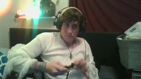 Aurora online show from 01-08-25, 08:16