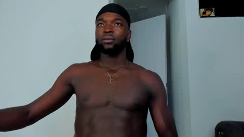 Dylan Taylor online show from 09-25-25, 04:05