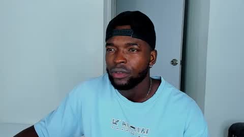 Dylan Taylor online show from 10-06-25, 03:48