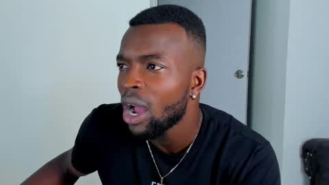 Dylan Taylor online show from 10-08-25, 02:53