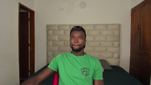 Dylan Taylor online show from 11-18-25, 12:20