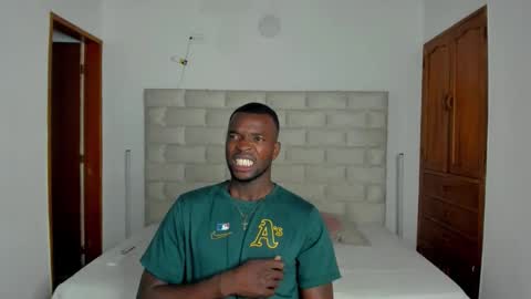 Snapshot of dylantaylor_1 chatting on 02-09-26, 03:21 Dylan Taylor online show from 02-09-26, 03:21