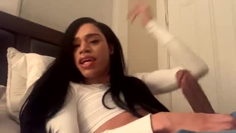 Snapshot of dynasty313 chatting on 02-06-25, 11:15 Dynasty online show from 02-06-25, 11:15