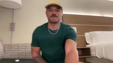 Snapshot of e13ven11 chatting on 02-06-25, 11:58 Formally known as Virus of Life online show from 02-06-25, 11:58