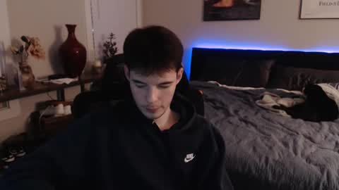 Alex online show from 11-13-25, 01:48