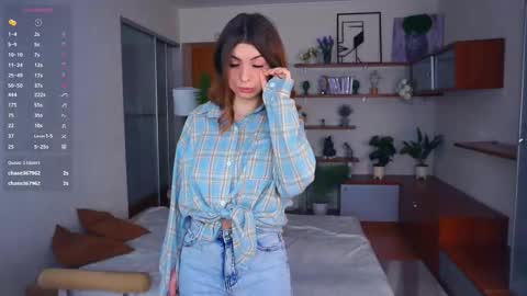 Emma online show from 12-22-25, 06:43