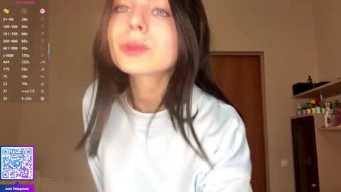 Emma online show from 03-28-26, 04:17