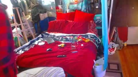 eastbayboy57 online show from 12-15-25, 12:20