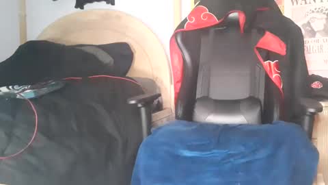 TWITTER   INSTAGRAM    easybreezy20   ONLINE 1230 AM TO 7AM online show from 01-29-25, 07:46