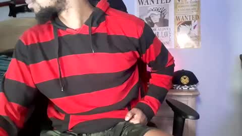 TWITTER   INSTAGRAM    easybreezy20   ONLINE 1230 AM TO 7AM online show from 10-13-25, 06:13