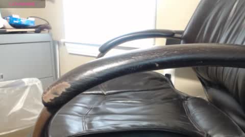 Easy Going Guy online show from 11-30-25, 06:56