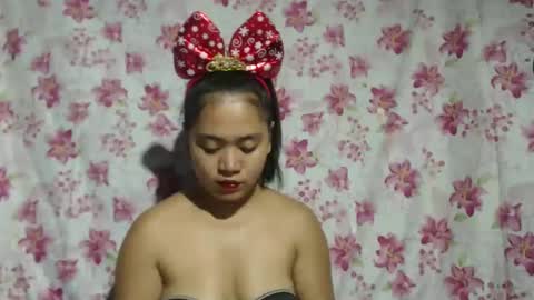eatallucanpussypinay online show from 12-17-24, 07:07