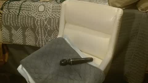 Snapshot of eatme_six9 chatting on 12-23-24, 08:11 Six online show from 12-23-24, 08:11