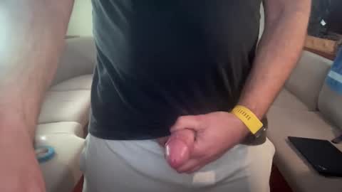 Snapshot of ebnk15 chatting on 02-17-25, 10:40 ebnk15 online show from 02-17-25, 10:40