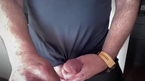 Snapshot of ebnk15 chatting on 02-24-25, 01:10 ebnk15 online show from 02-24-25, 01:10